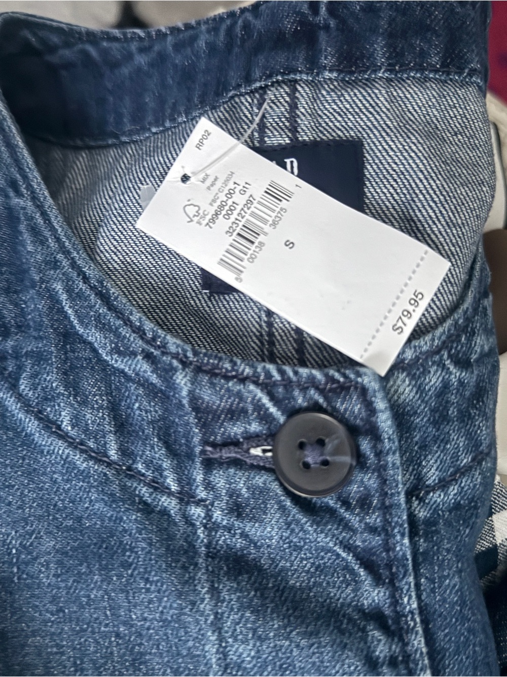 GAP Sleeveless Denim Button-Front Vest - Blue - Picture 5 of 5